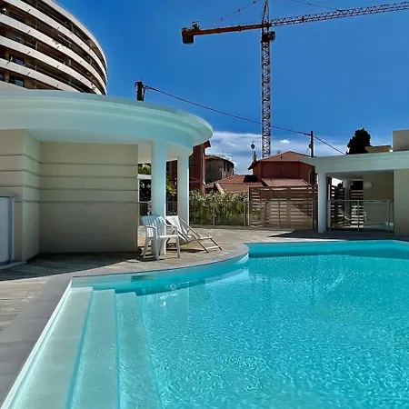 Beautiful With Terracepool - Near Monaco # *